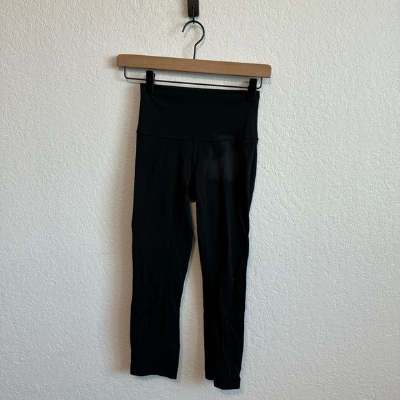 READ DESC Lululemon Wunder Under High-Rise Luxtreme 21" Crop Legging Black 2 - Picture 6 of 12